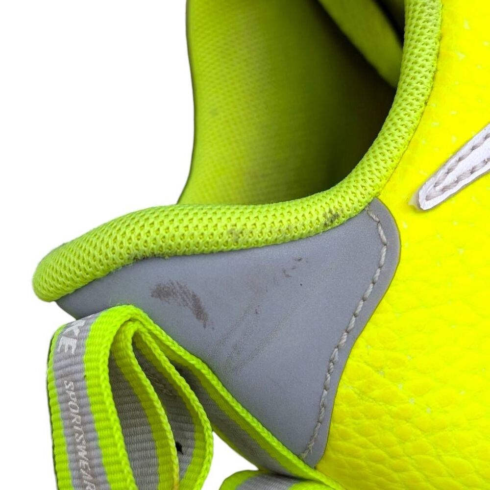 Nike Air Force 1 LV8 Utility Volt Sneakers Size 7Y AR1708-700‎ Neon Green Shoes - Picture 10 of 10